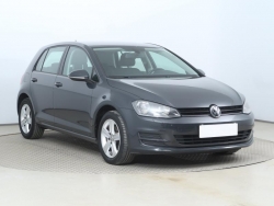 Volkswagen Golf  1.2 TSI 