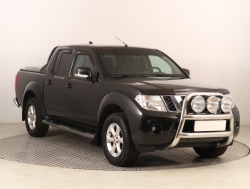 Nissan Navara  2.5 D 